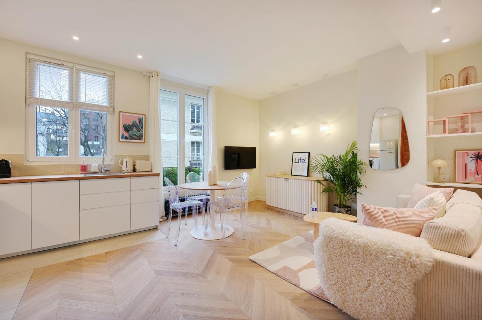 בולון-בילנקורט Comfy Suite By Les Maisons De Charloc Homes מראה חיצוני תמונה